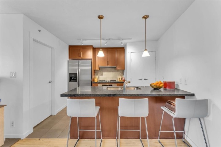 Photo 7 at 1707 - 1189 Melville Street, Coal Harbour, Vancouver West