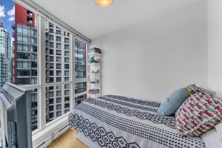 Photo 14 at 1707 - 1189 Melville Street, Coal Harbour, Vancouver West