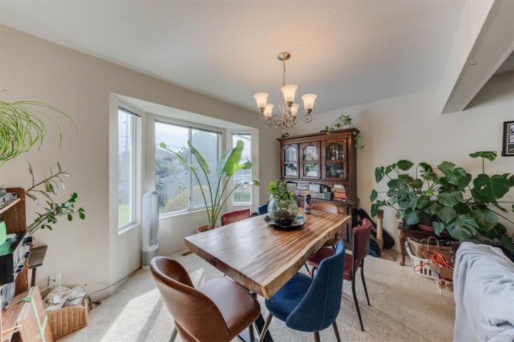 Photo 5 at 5592 Elizabeth Street, Cambie, Vancouver West