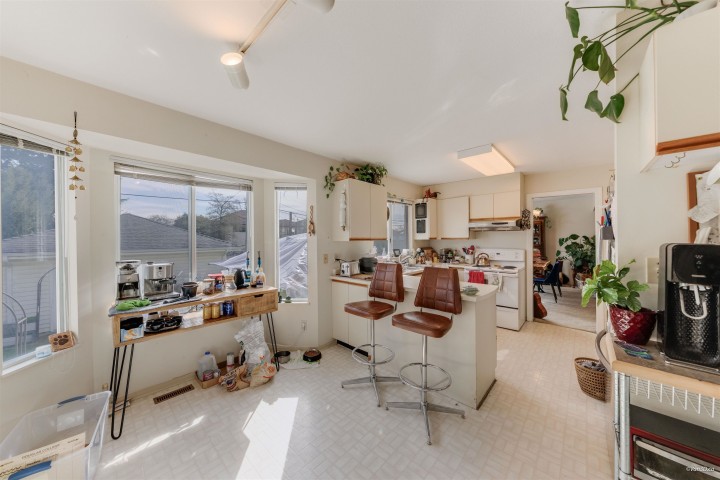 Photo 9 at 5592 Elizabeth Street, Cambie, Vancouver West