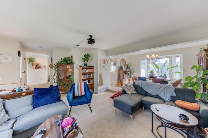 Photo 4 at 5592 Elizabeth Street, Cambie, Vancouver West