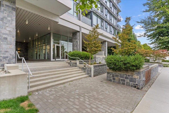 Photo 3 at 1106 - 3281 E Kent Avenue North, South Marine, Vancouver East