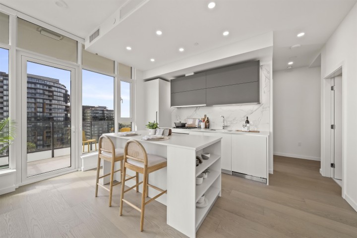 Photo 10 at 905 - 8415 Granville Street, S.W. Marine, Vancouver West