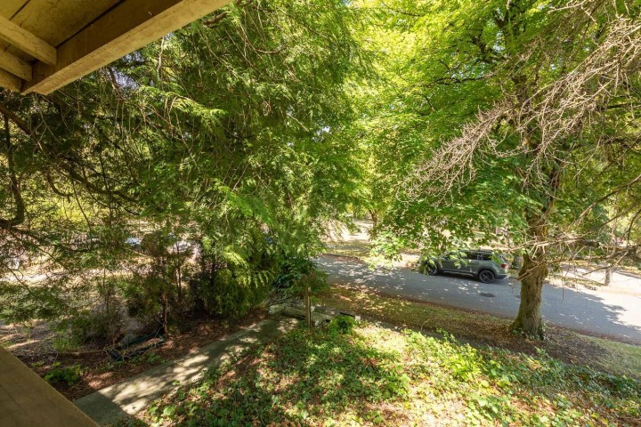 Photo 3 at 1194 E 18th Avenue, Knight, Vancouver East