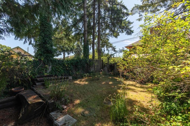 Photo 18 at 1194 E 18th Avenue, Knight, Vancouver East