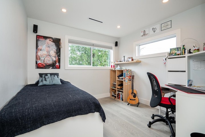Photo 21 at 4365 Mountain Highway, Lynn Valley, North Vancouver