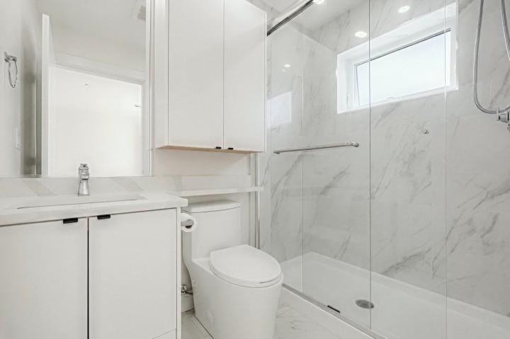 Photo 16 at 2972 Venables Street, Renfrew VE, Vancouver East