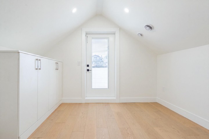 Photo 24 at 2972 Venables Street, Renfrew VE, Vancouver East
