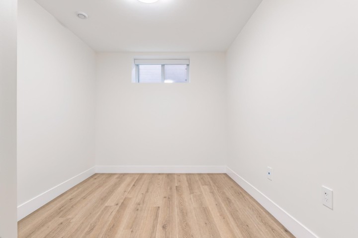 Photo 30 at 2972 Venables Street, Renfrew VE, Vancouver East