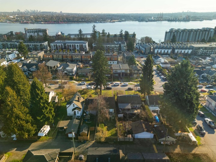 Photo 27 at 612 E 4th Street, Queensbury, North Vancouver