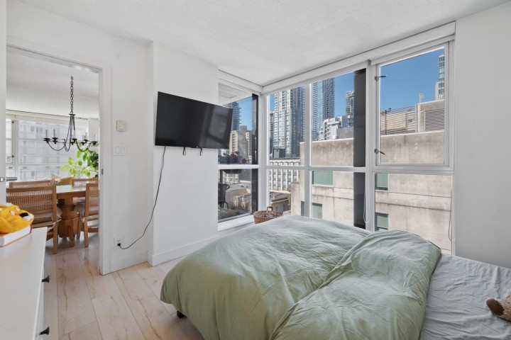 Photo 16 at 808 - 1199 Seymour Street, Downtown VW, Vancouver West