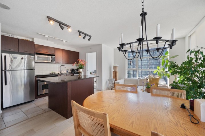 Photo 7 at 808 - 1199 Seymour Street, Downtown VW, Vancouver West