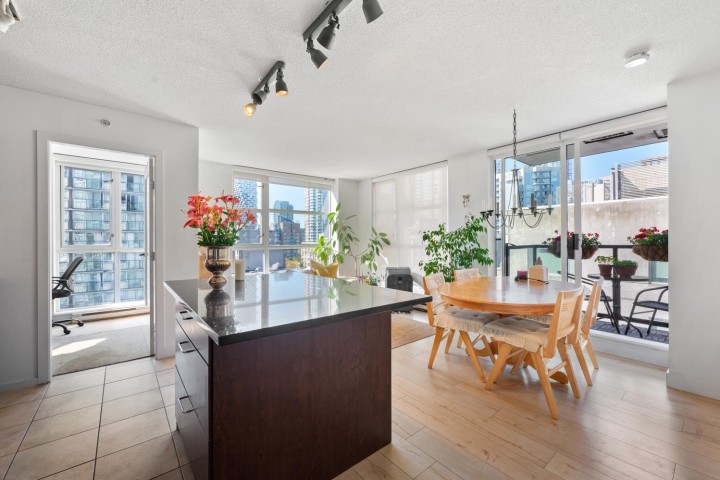 Photo 1 at 808 - 1199 Seymour Street, Downtown VW, Vancouver West