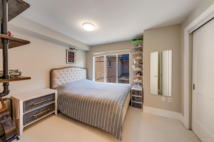 Photo 13 at 7519 Yukon Street, Marpole, Vancouver West