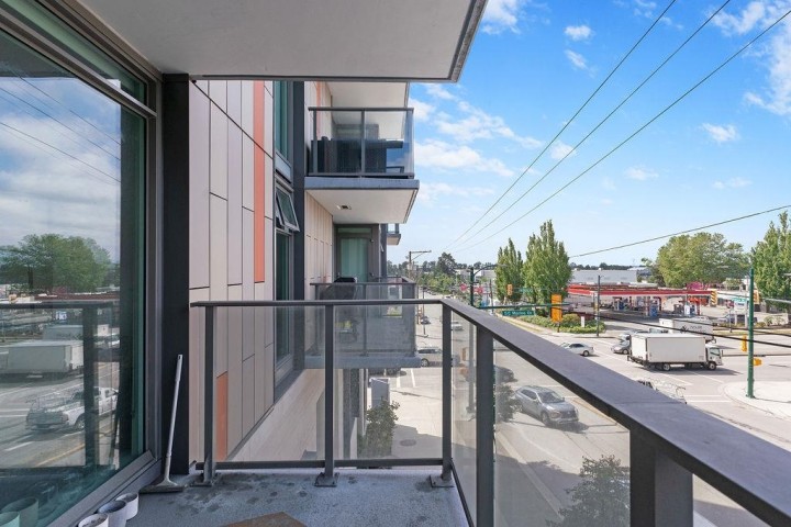 Photo 18 at 205 - 8188 Fraser Street, South Vancouver, Vancouver East