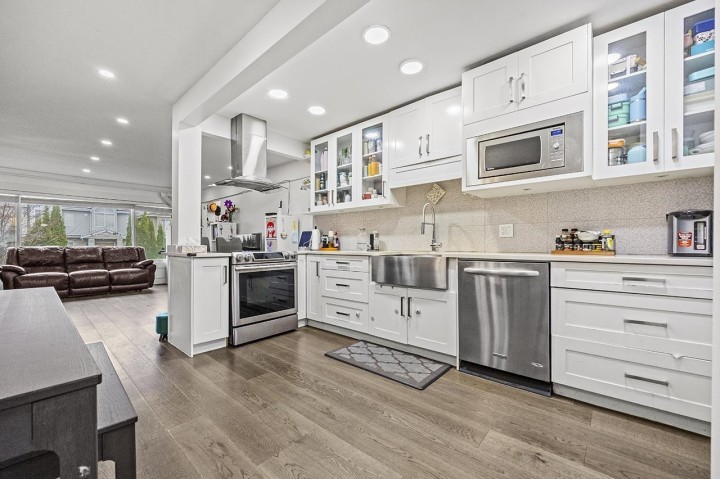 Photo 6 at 778 E 52nd Avenue, South Vancouver, Vancouver East