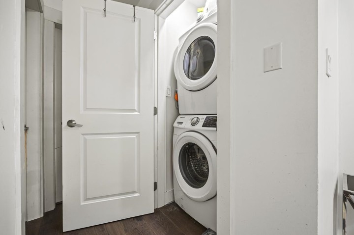 Photo 17 at 778 E 52nd Avenue, South Vancouver, Vancouver East