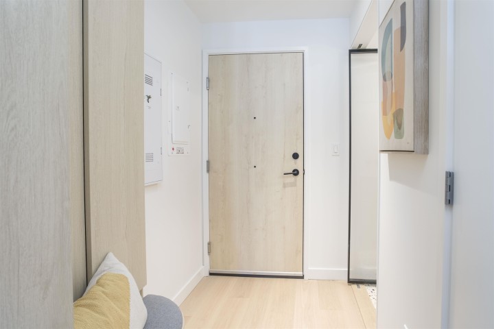 Photo 22 at 319 - 2471 St. George Street, Mount Pleasant VE, Vancouver East