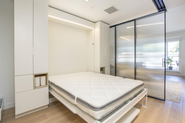 Photo 19 at 319 - 2471 St. George Street, Mount Pleasant VE, Vancouver East