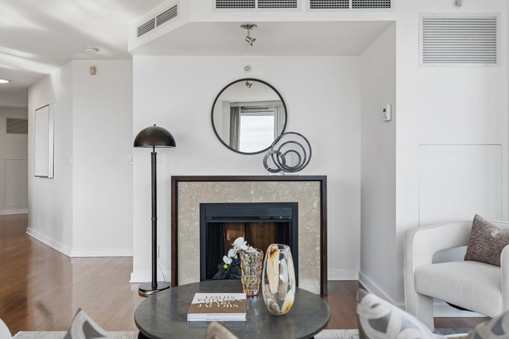 Photo 6 at 2106 - 918 Cooperage Way, Yaletown, Vancouver West