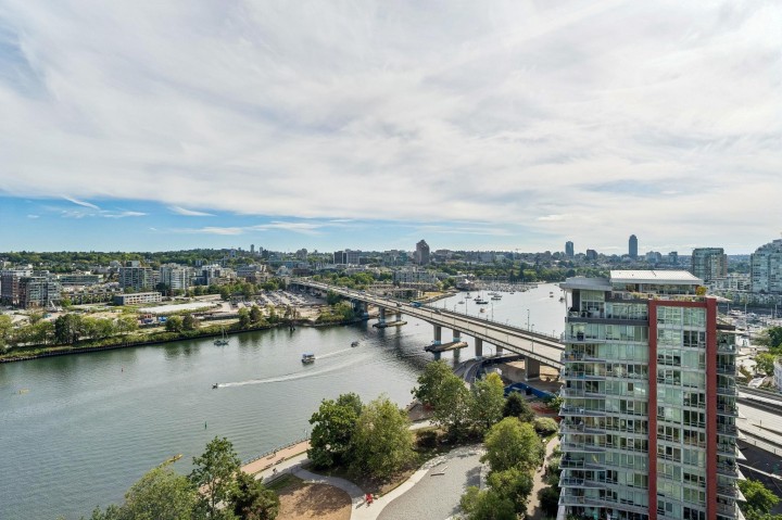 Photo 32 at 2106 - 918 Cooperage Way, Yaletown, Vancouver West