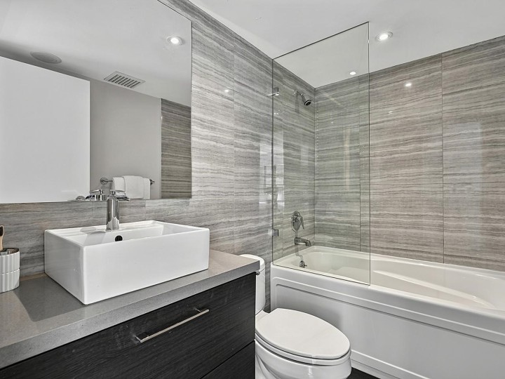 Photo 16 at 601 - 1003 Pacific Street, West End VW, Vancouver West