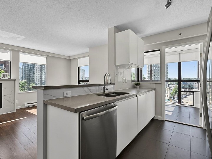 Photo 9 at 601 - 1003 Pacific Street, West End VW, Vancouver West