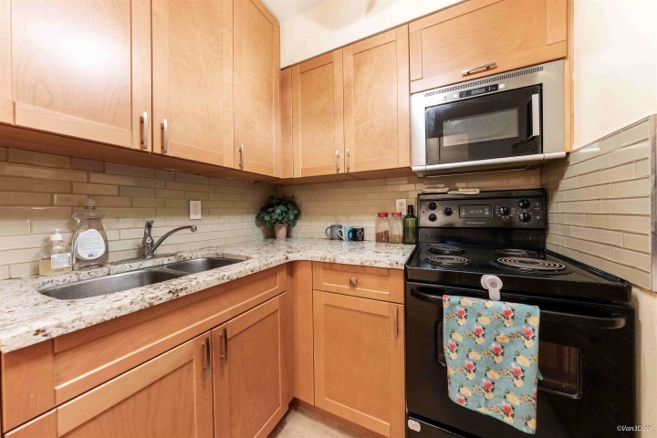 Photo 2 at 210 - 1545 E 2nd Avenue, Grandview Woodland, Vancouver East