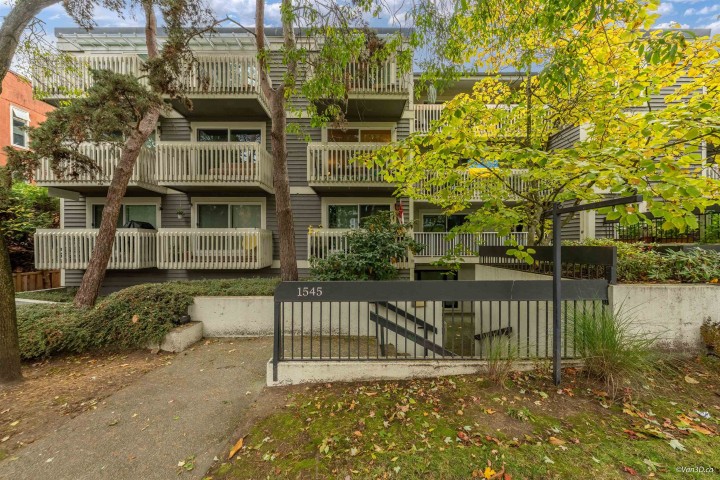 Photo 12 at 210 - 1545 E 2nd Avenue, Grandview Woodland, Vancouver East