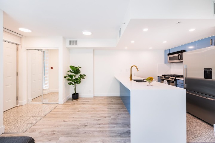 Photo 12 at TH8 - 168 E Esplanade Avenue, Lower Lonsdale, North Vancouver