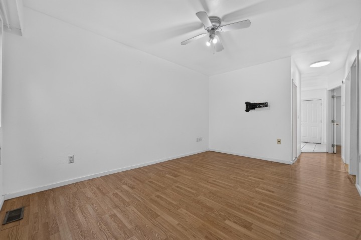 Photo 2 at 2316 Nanaimo Street, Renfrew VE, Vancouver East