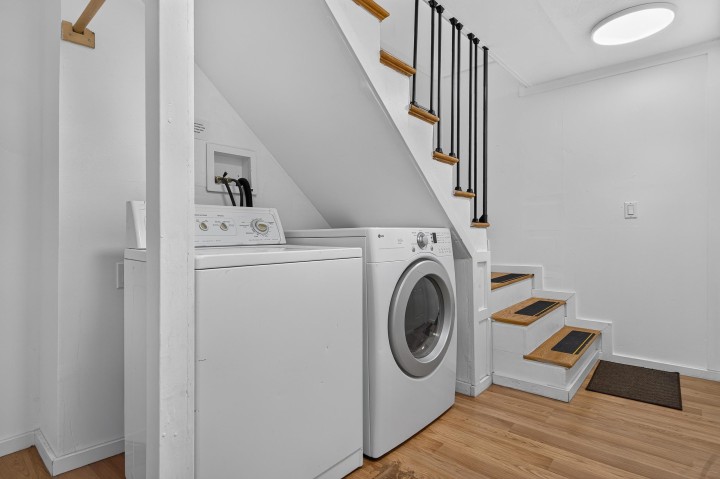 Photo 12 at 2316 Nanaimo Street, Renfrew VE, Vancouver East