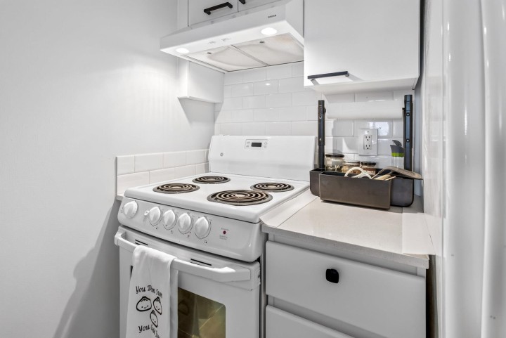 Photo 13 at 806 - 3455 Ascot Place, Collingwood VE, Vancouver East