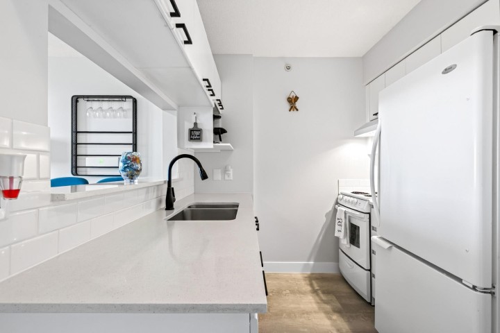 Photo 12 at 806 - 3455 Ascot Place, Collingwood VE, Vancouver East