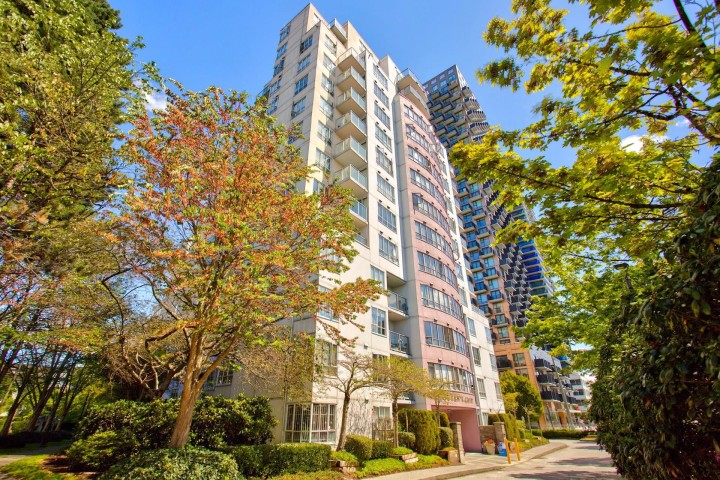 Photo 26 at 806 - 3455 Ascot Place, Collingwood VE, Vancouver East