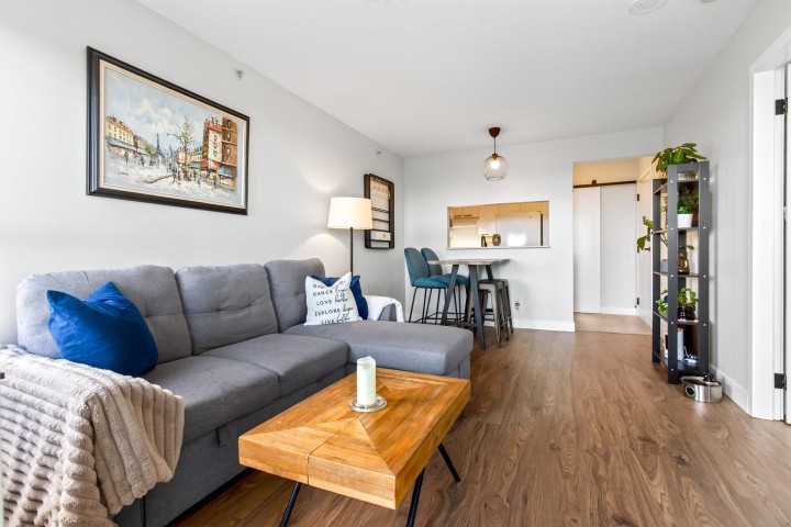 Photo 7 at 806 - 3455 Ascot Place, Collingwood VE, Vancouver East