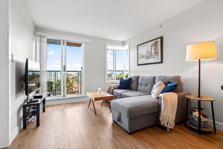 Photo 3 at 806 - 3455 Ascot Place, Collingwood VE, Vancouver East