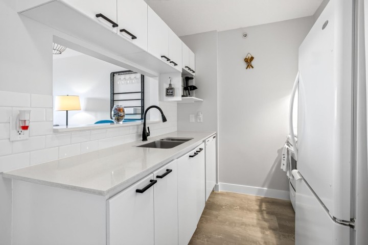 Photo 11 at 806 - 3455 Ascot Place, Collingwood VE, Vancouver East
