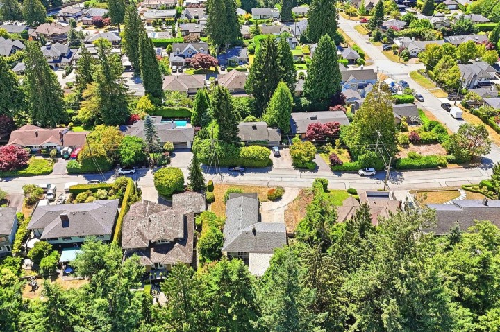 Photo 15 at 3922 Sunnycrest Drive, Forest Hills NV, North Vancouver