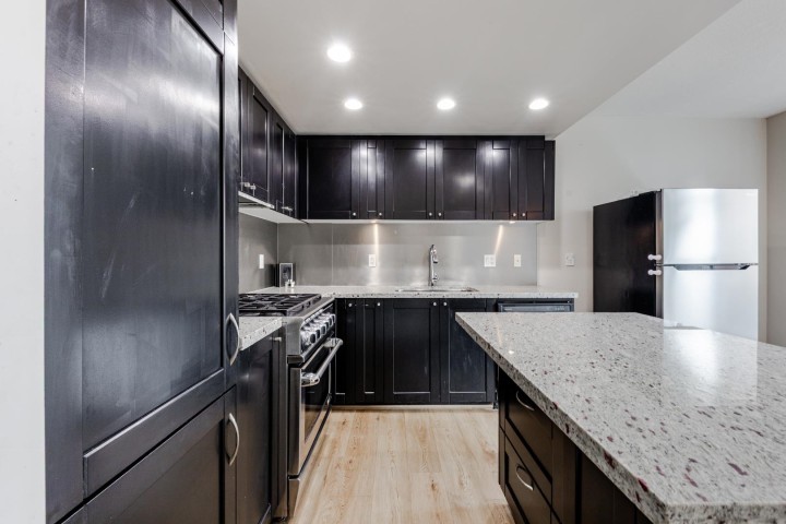Photo 8 at 804 - 1133 Homer Street, Yaletown, Vancouver West