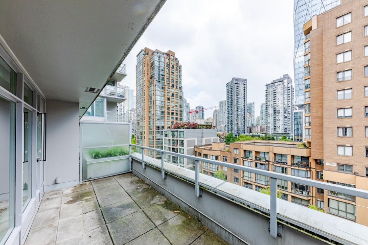 Photo 21 at 804 - 1133 Homer Street, Yaletown, Vancouver West