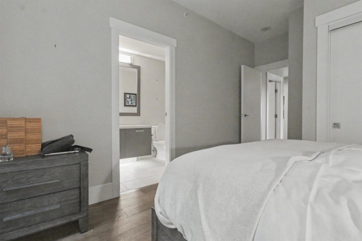 Photo 33 at 503 - 3315 Cypress Place, Cypress Park Estates, West Vancouver