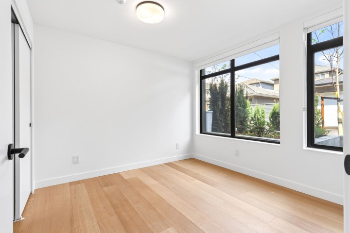 Photo 16 at 103 - 6485 Manitoba Street, Oakridge VW, Vancouver West