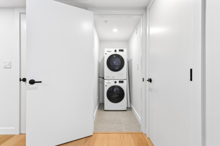Photo 22 at 103 - 6485 Manitoba Street, Oakridge VW, Vancouver West