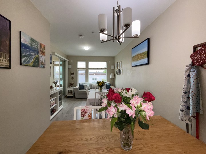 Photo 3 at 206 - 1838 Renfrew Street, Renfrew VE, Vancouver East