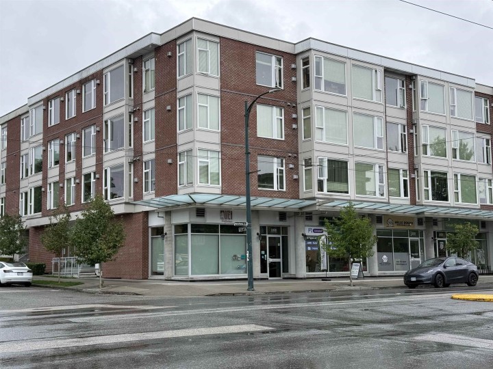 Photo 1 at 206 - 1838 Renfrew Street, Renfrew VE, Vancouver East