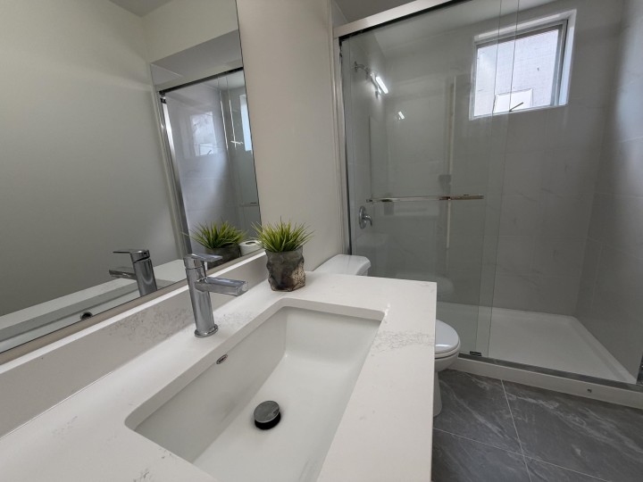 Photo 12 at 1945 W 44th Avenue, Kerrisdale, Vancouver West