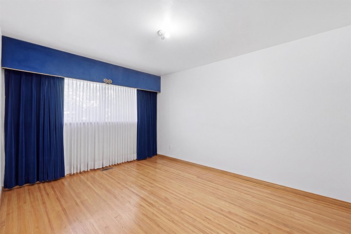 Photo 21 at 2727 W 36th Avenue, MacKenzie Heights, Vancouver West