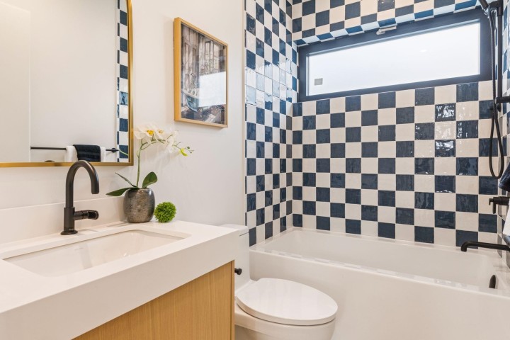 Photo 14 at 2 - 4956 Chester Street, Fraser VE, Vancouver East