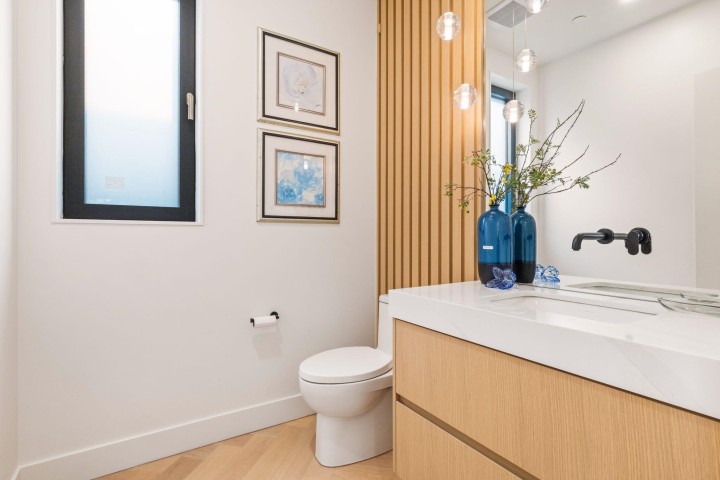 Photo 11 at 2 - 4956 Chester Street, Fraser VE, Vancouver East